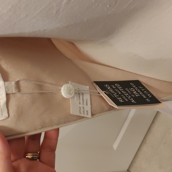 WAYF The Wesley Cowl Neck Chiffon Gown in Champagne sz Small - Picture 9 of 13